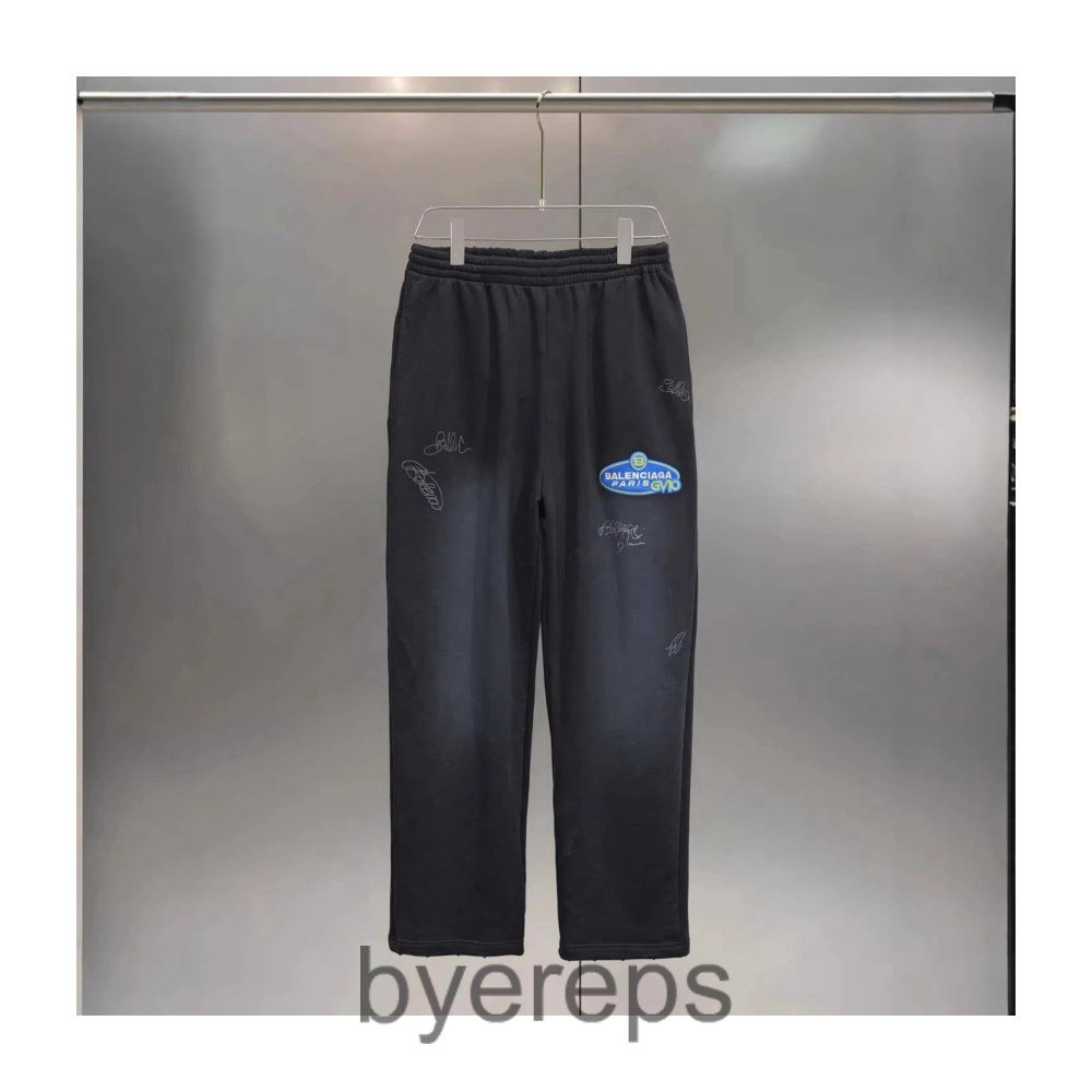 20+ Budget Balenciaga Logo Sweats — photo 4 of 4