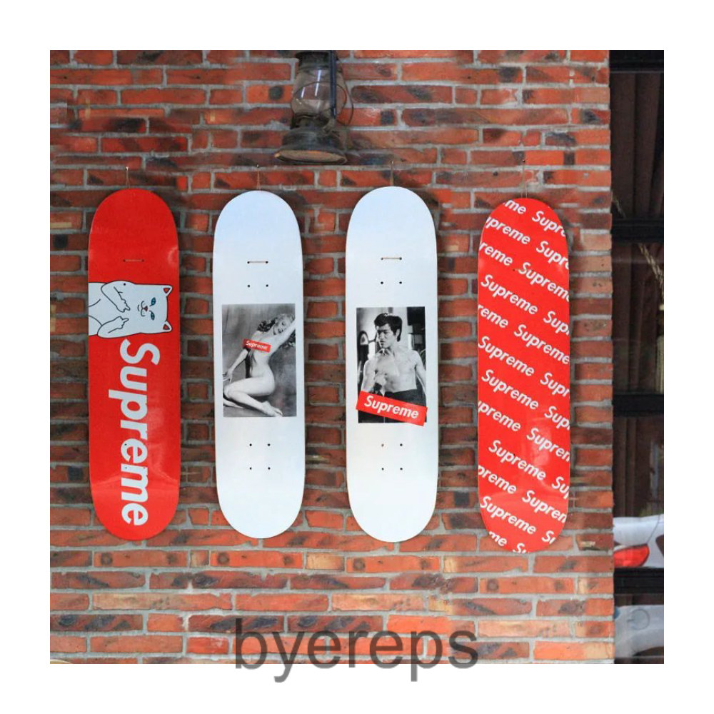 20+ Supreme Skateboards — photo 3 of 4