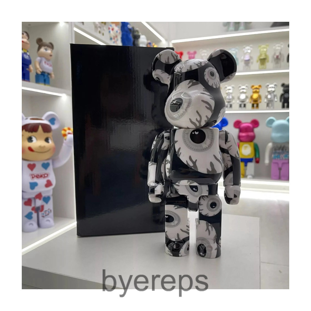 Unbranded 400% Bearbrick — photo 4 of 4