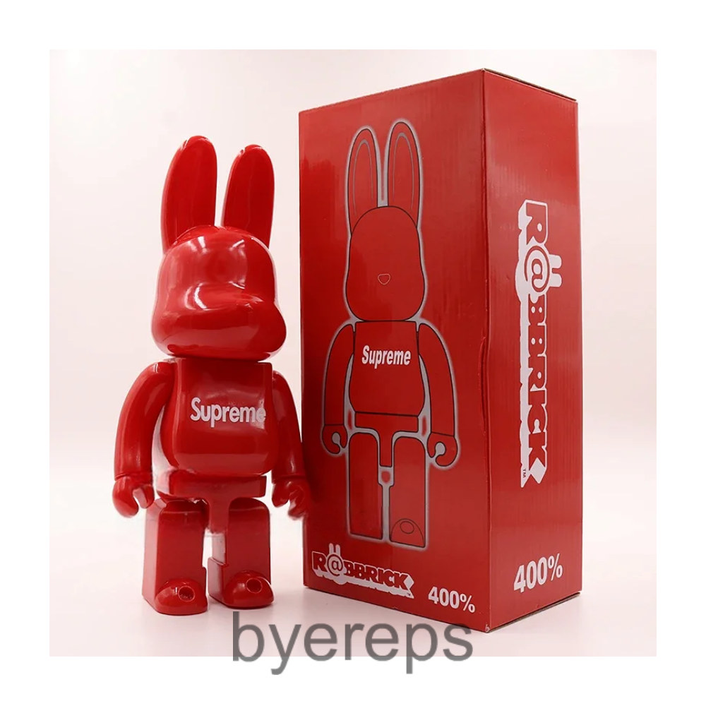 400% Supreme Bearbrick — photo 2 of 4