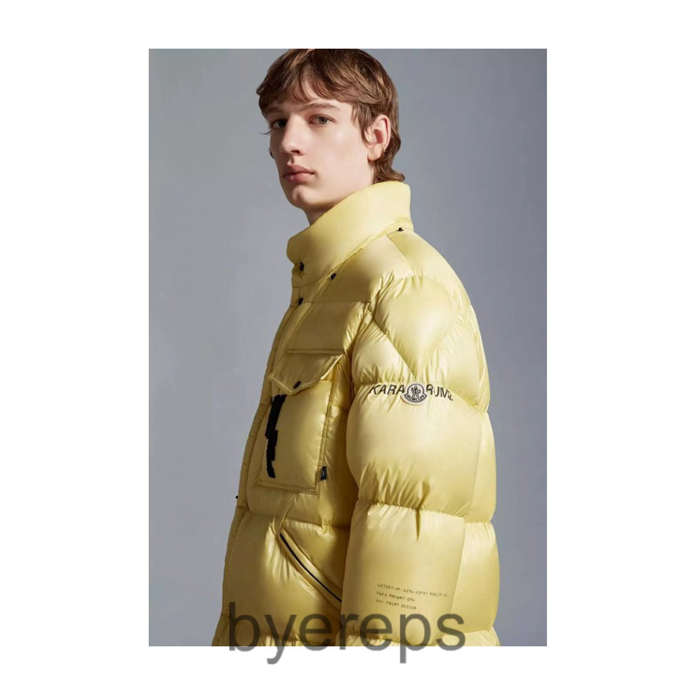 $560-850 Casual Fashion Down Jacket