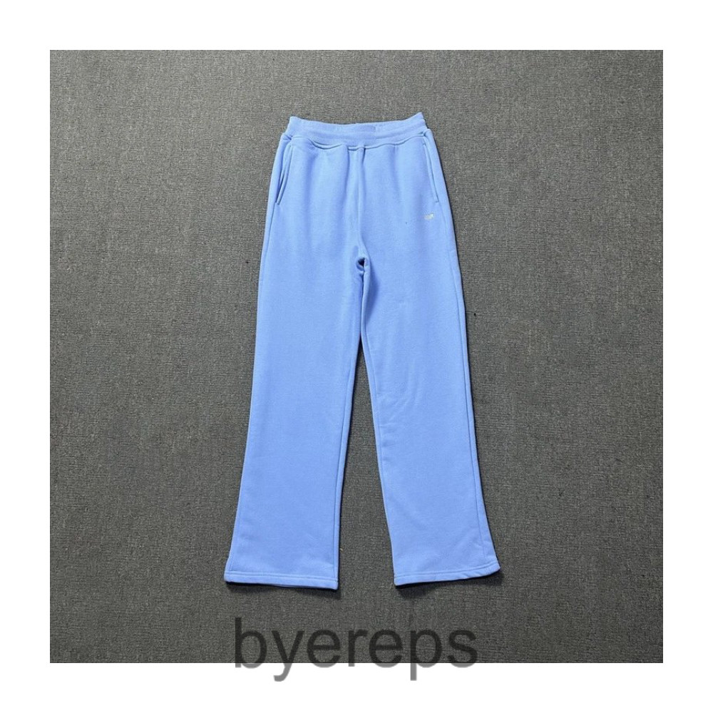 Unbranded 6pm tracksuit ( same color pants ) — photo 3 of 4
