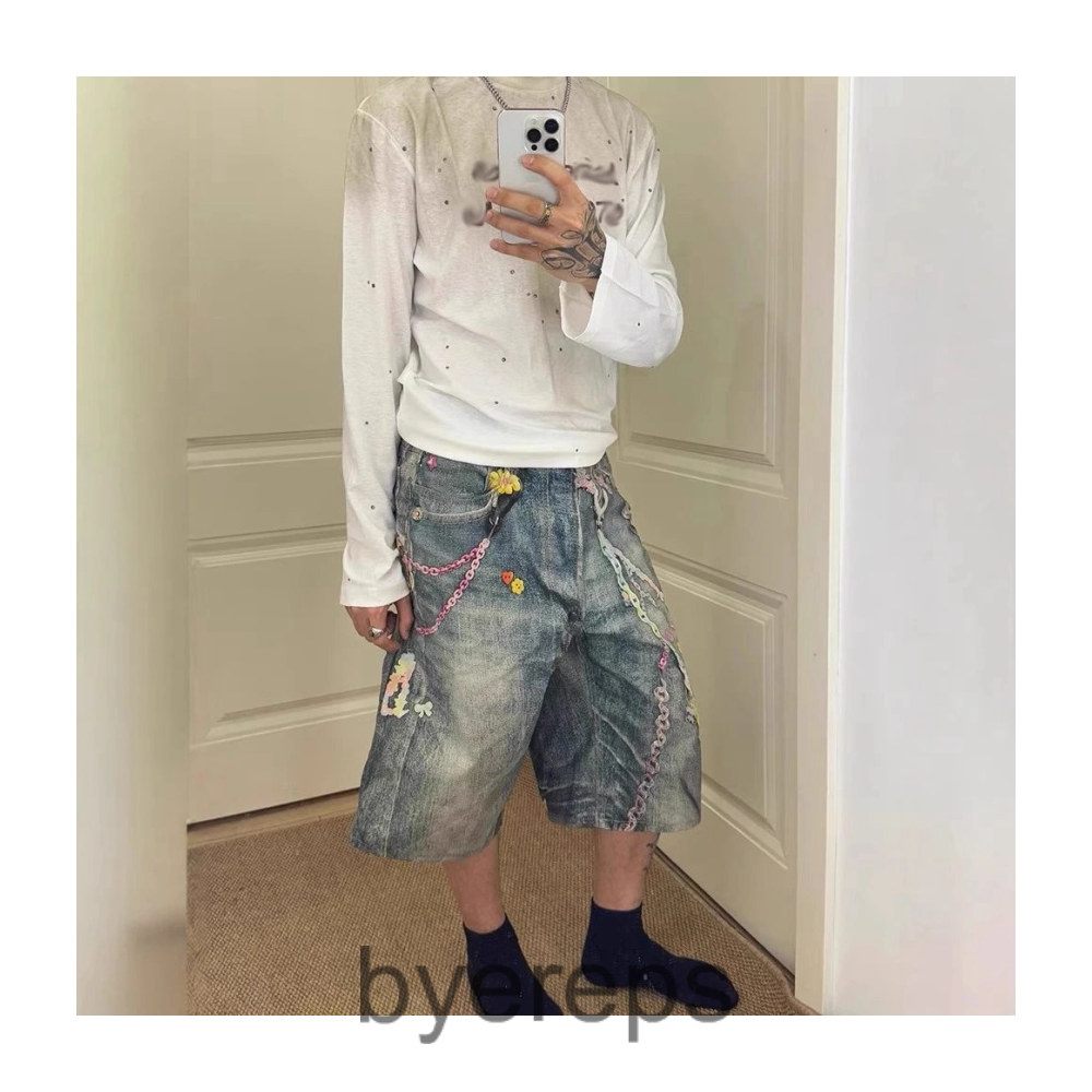 Acne Studios Candy 3d Shorts — photo 4 of 4