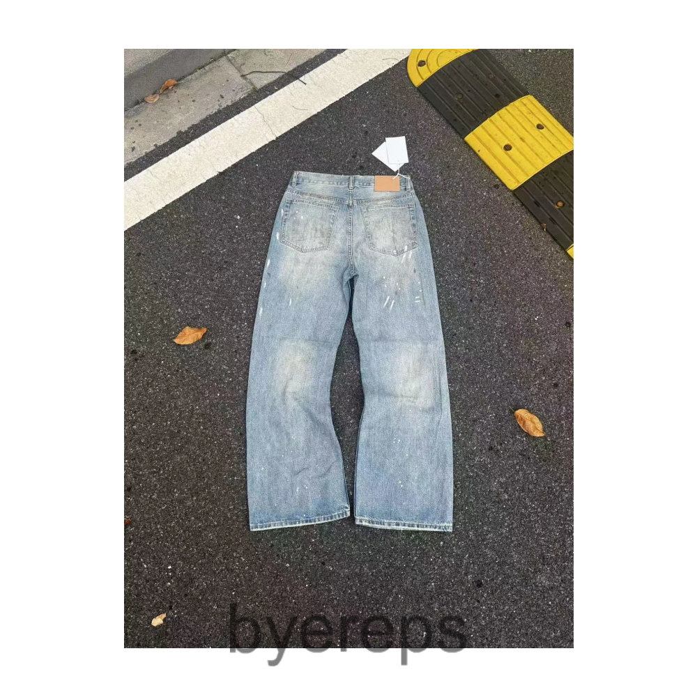 Acne Studios Jeans — photo 3 of 4
