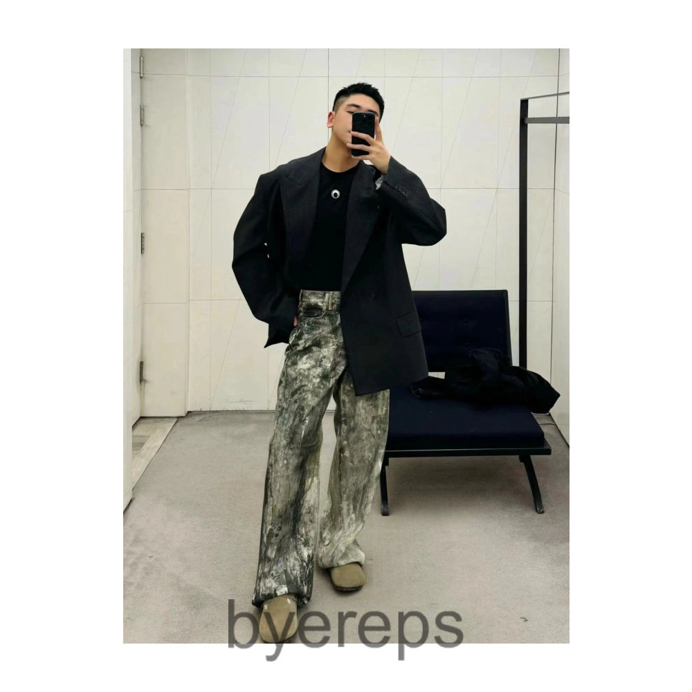 Acne Studios Oil Denim — photo 2 of 4