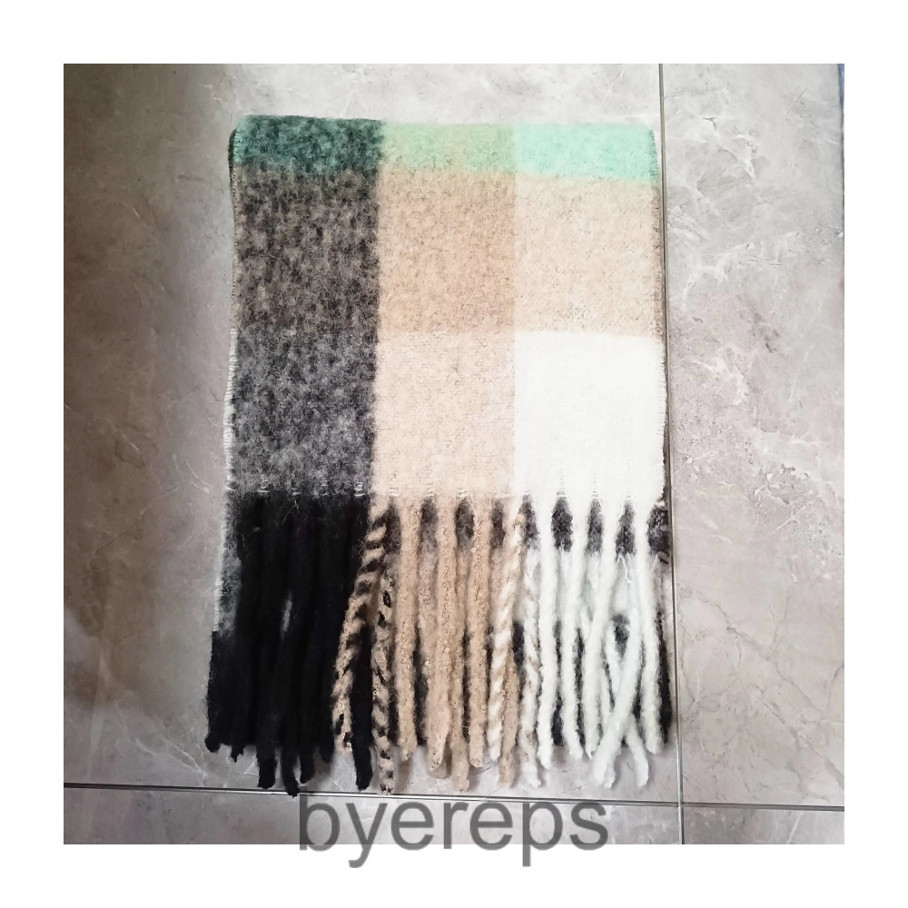 Acne Studios Scarfs — photo 2 of 4