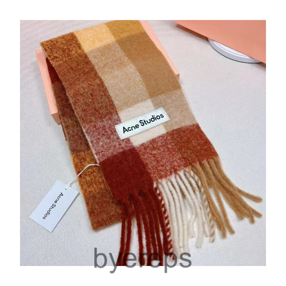 Acne Studios warm scarf ( 34+ colors ) — photo 3 of 4