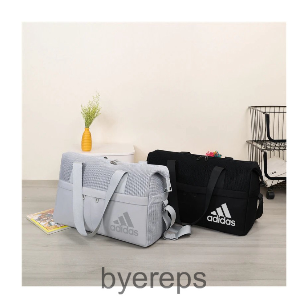 Adidas Bag — photo 3 of 4
