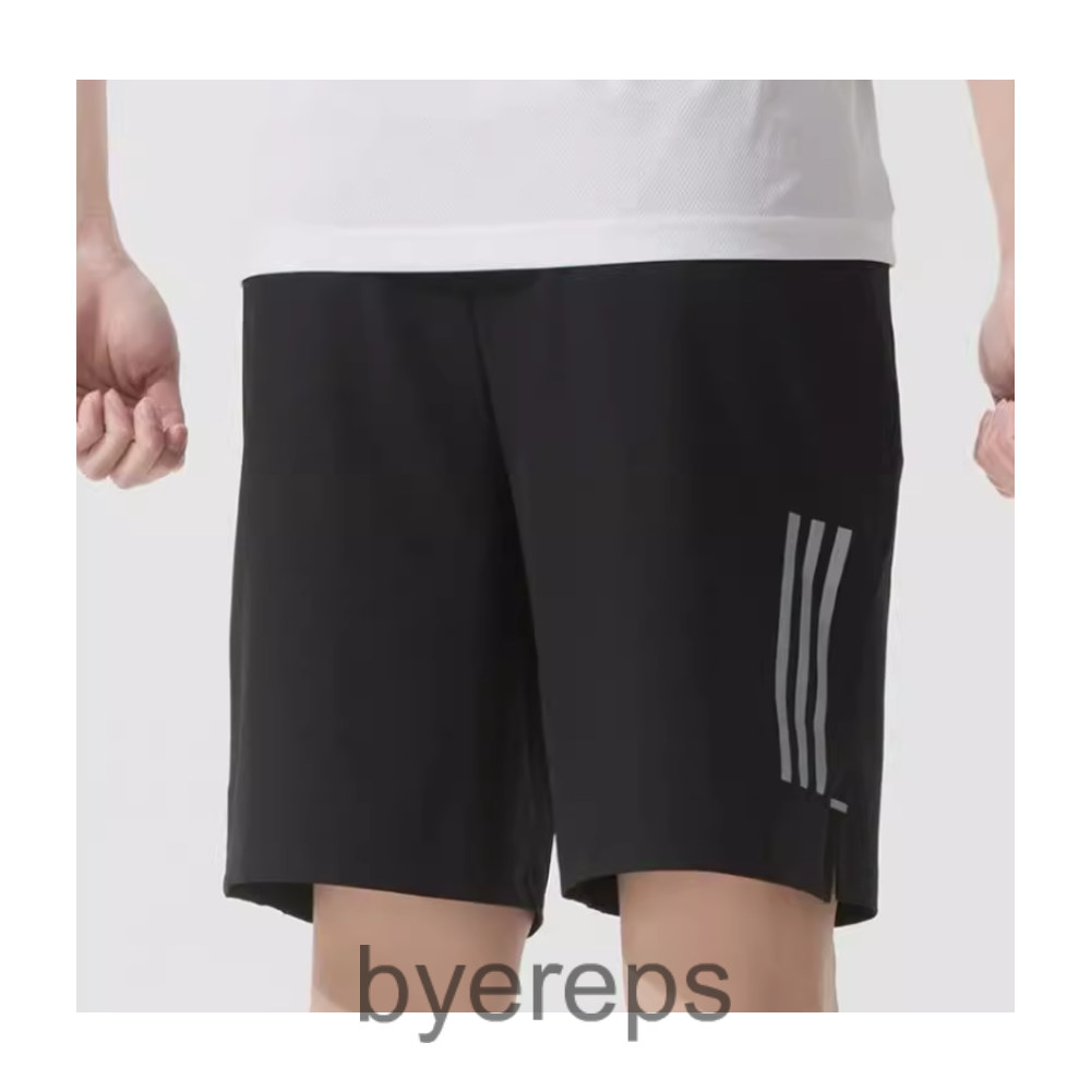 Adidas Shorts — photo 3 of 4