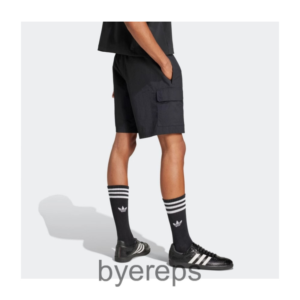 Adidas Shorts — photo 2 of 4