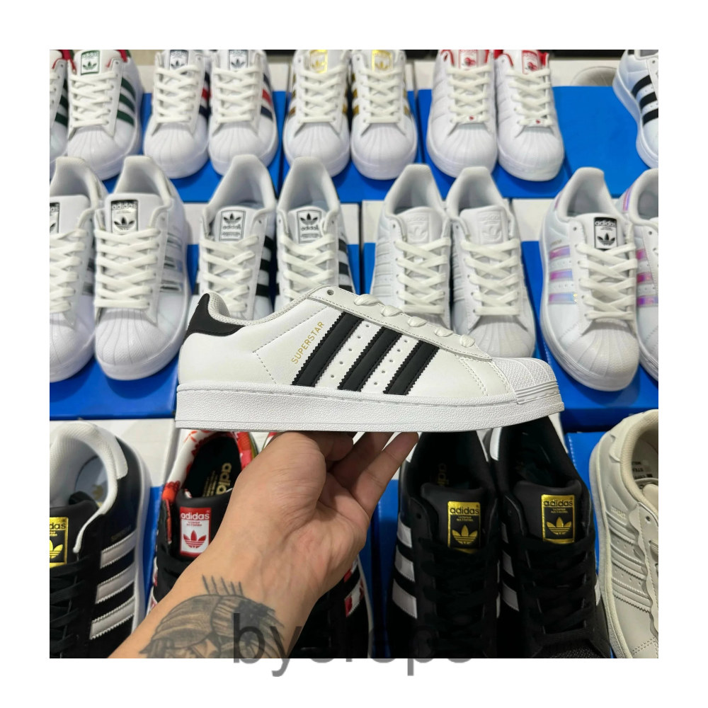 Adidas Superstar