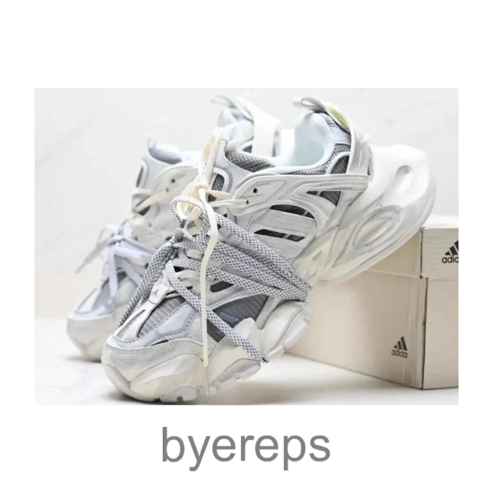 Adidas XLG Runner Deluxe