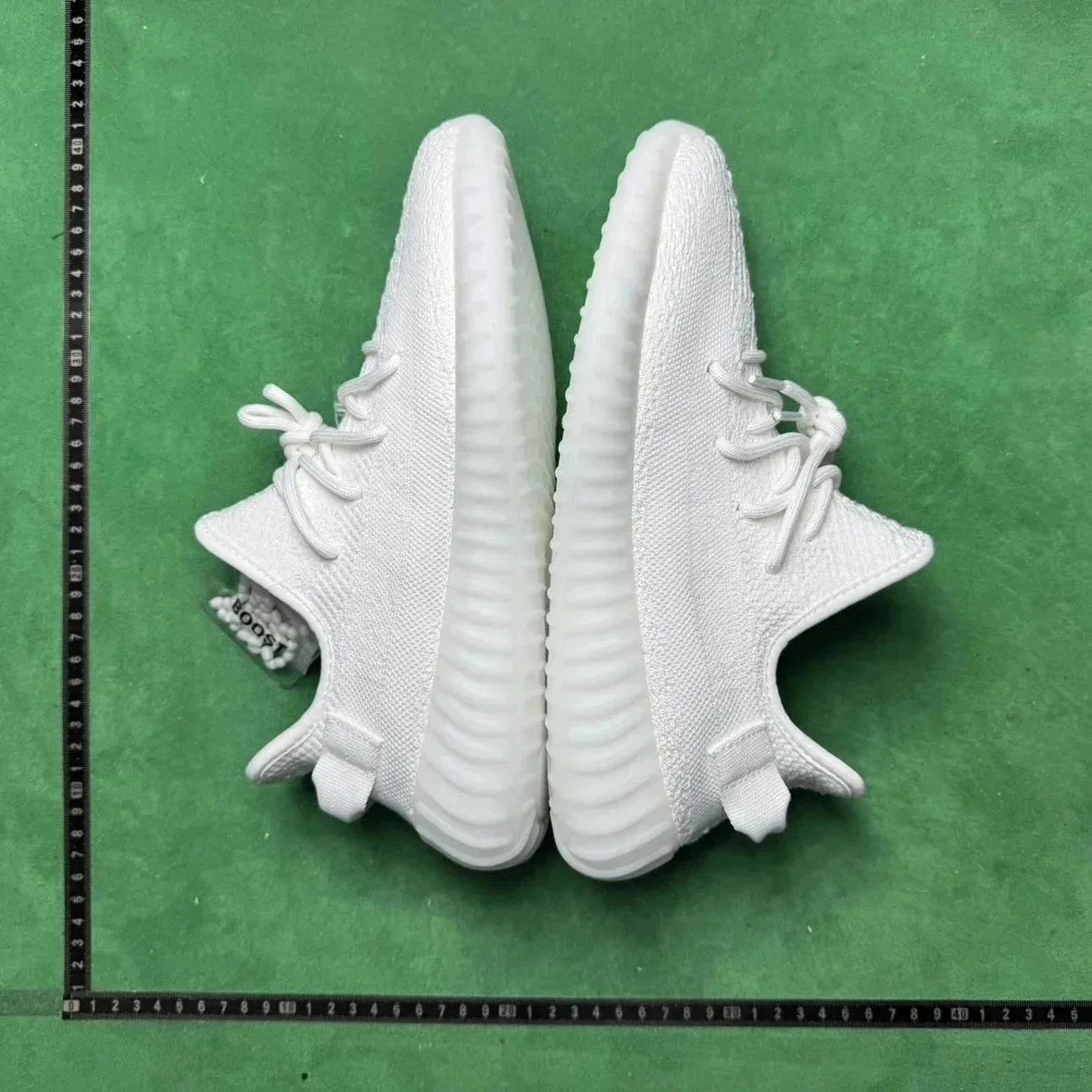 Adidas Yeezy Boost 350 V2