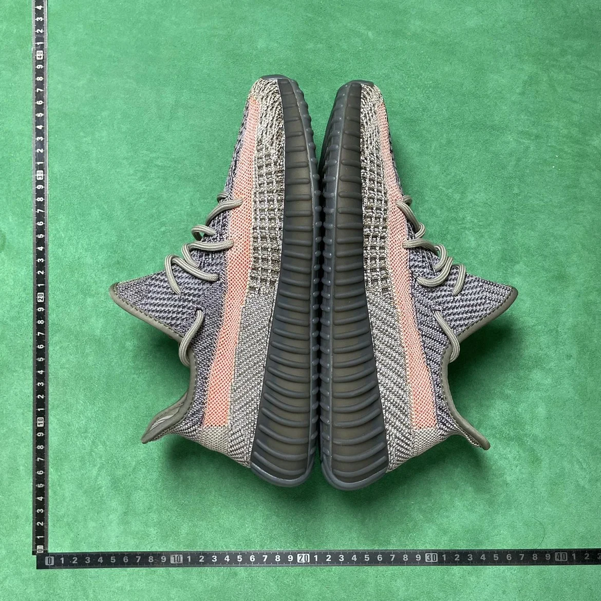 Adidas Yeezy Boost 350 V2