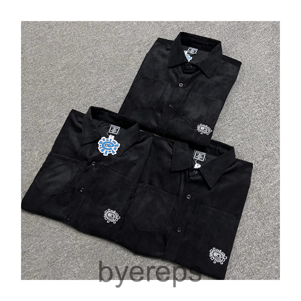Adwysd button-up