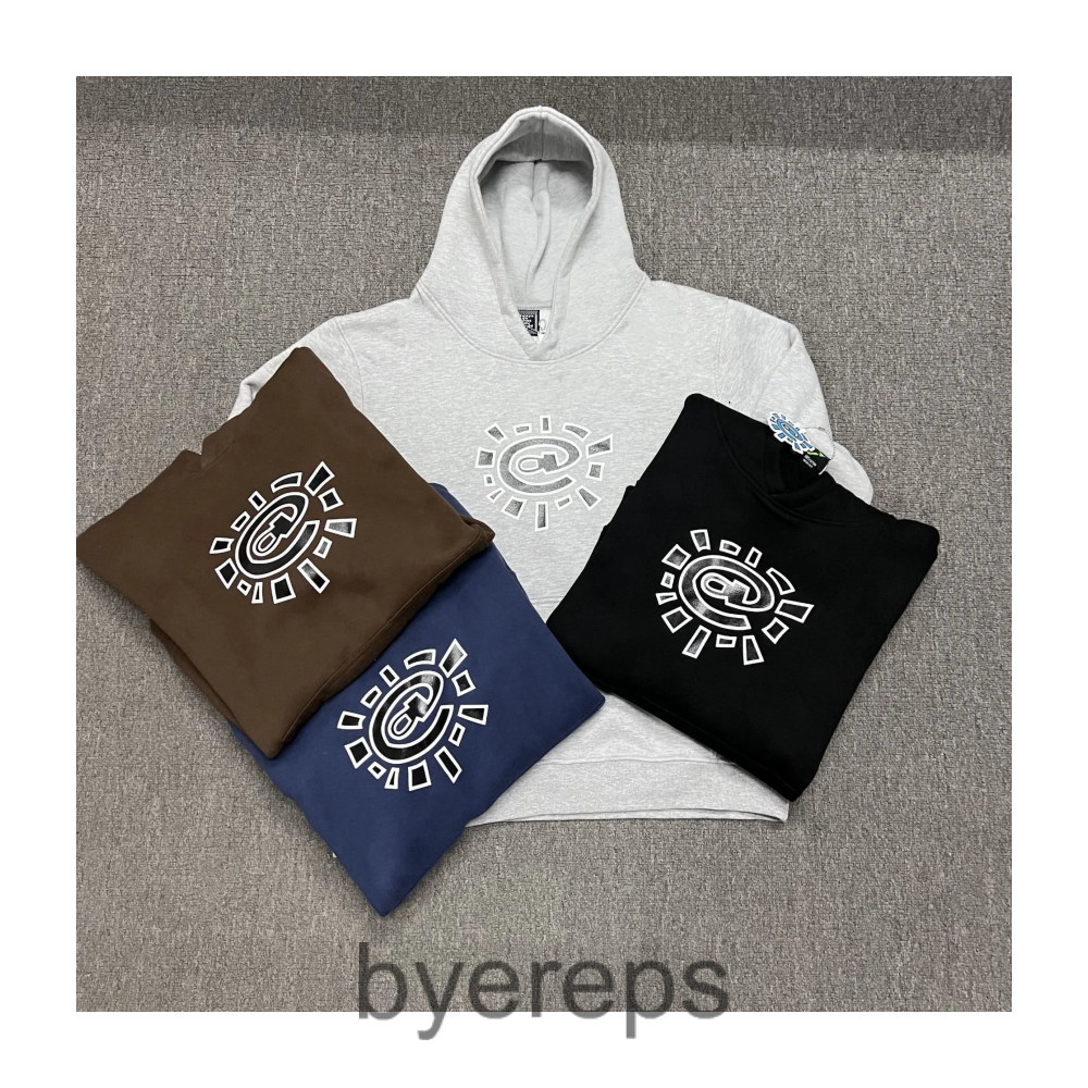 Adwysd tracksuit ( has more of em )