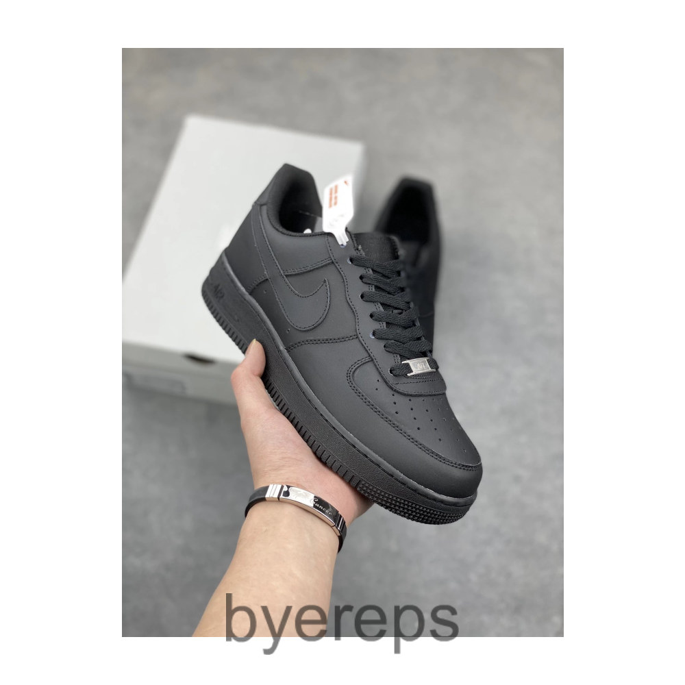 Nike Air Force 1 Black — photo 4 of 4