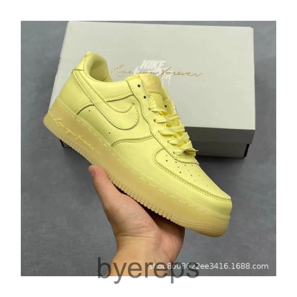 Nike Air Force 1 Stussy — photo 2 of 4