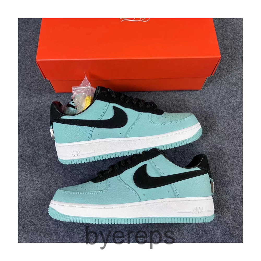 Nike Air Force 1 Tiffany Friends&Family — photo 4 of 4