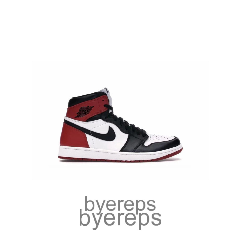 Air Jordan 1 Retro High OG ‘Black Toe’