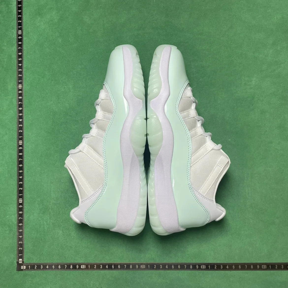 Air Jordan 11