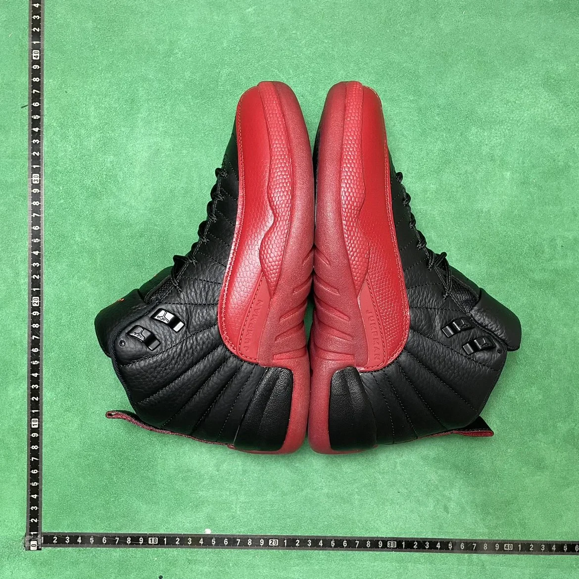 Air Jordan 12