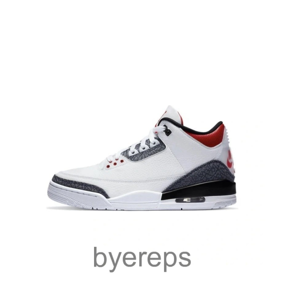 Air Jordan 3 White University Red — photo 3 of 4