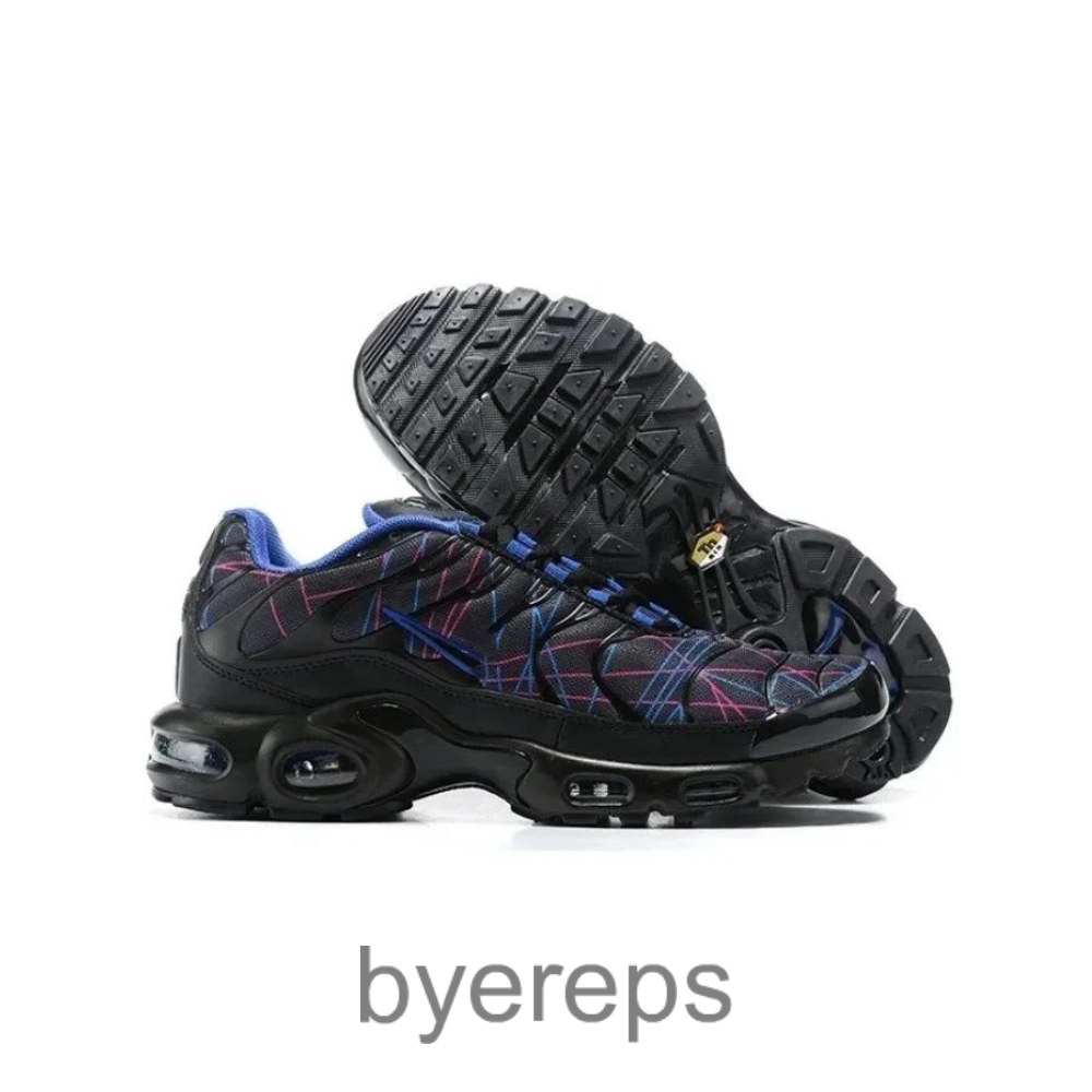 Nike Air Max Plus TN ( 40+ colors ) — photo 2 of 4