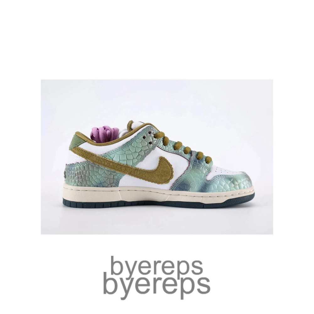 Alexis Sablone X Dunk Low SB Chameleon