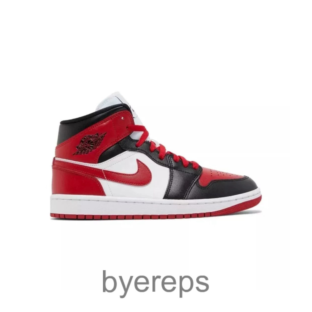 All Jordan's 1 Mid — photo 3 of 4