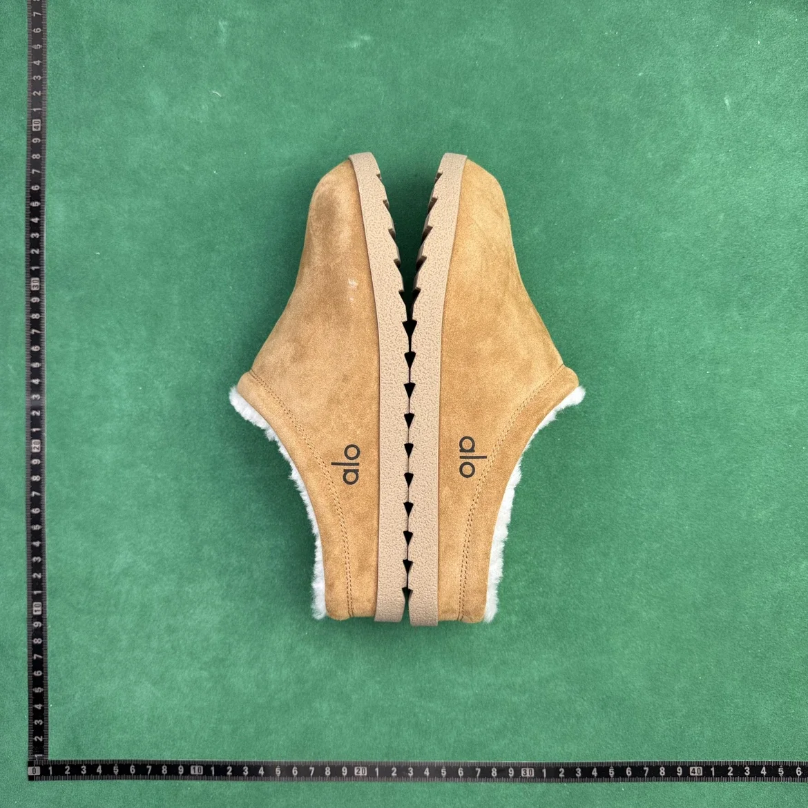 Alo Sherpa Recovery Slipper