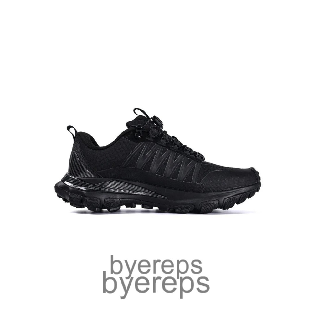 Alo Trail Multi-Terrain Outdoor Sneakers Black