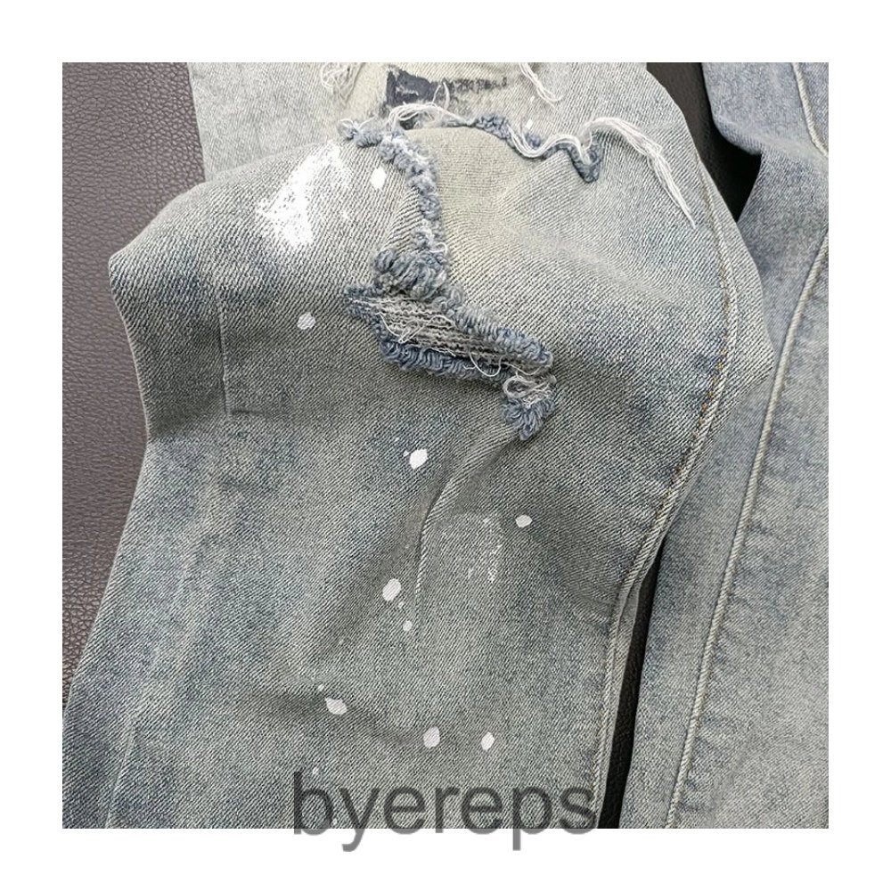 Amiri Jeans — photo 2 of 4