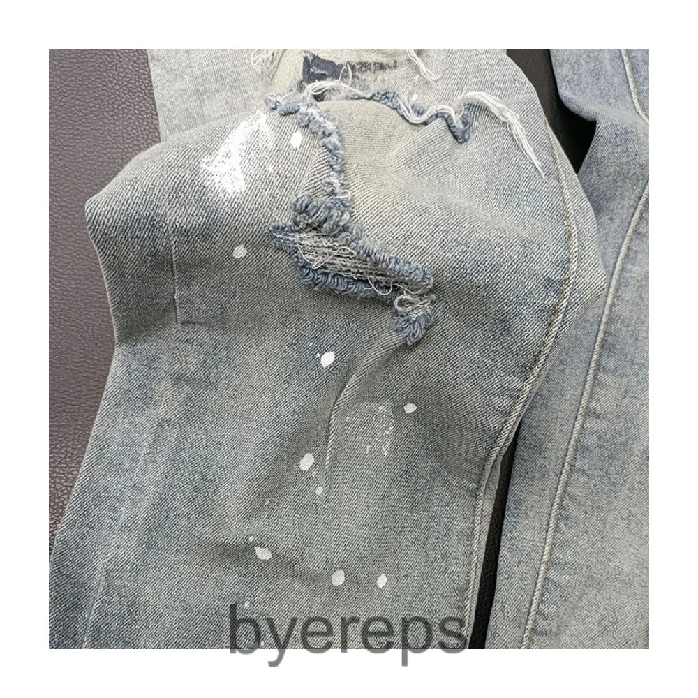 Amiri Ripped Jeans (Good Batch) — photo 3 of 4