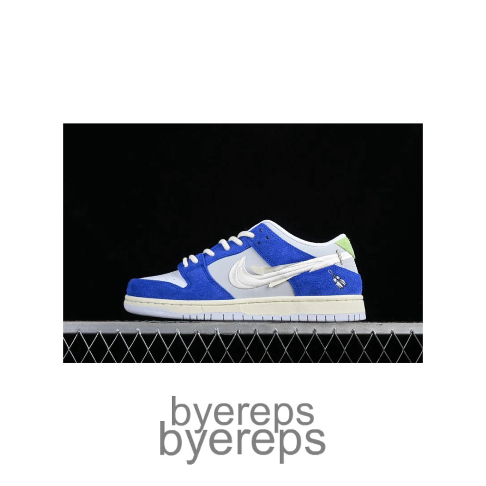 April Skateboards X SB Dunk Low Turbo Green/Metallic Silver/Turbo Green