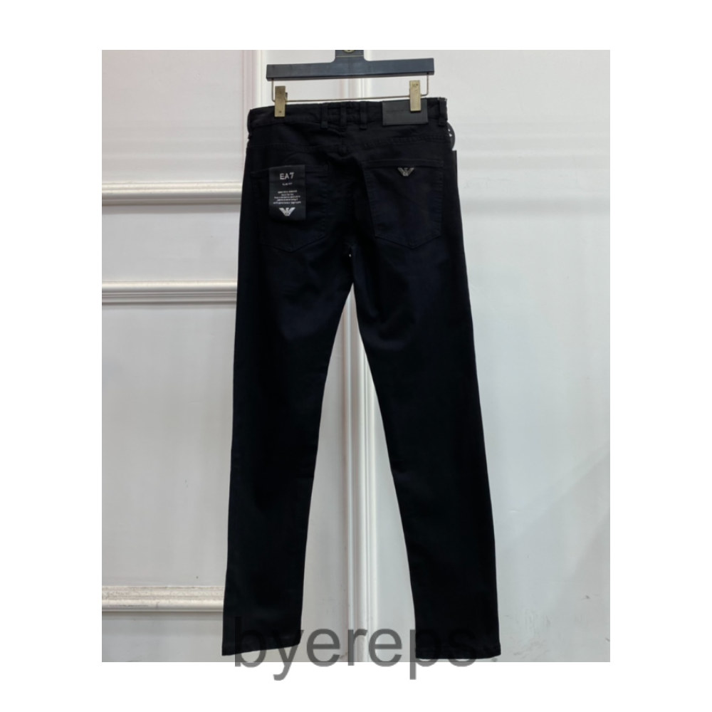 Armani Jeans — photo 4 of 4