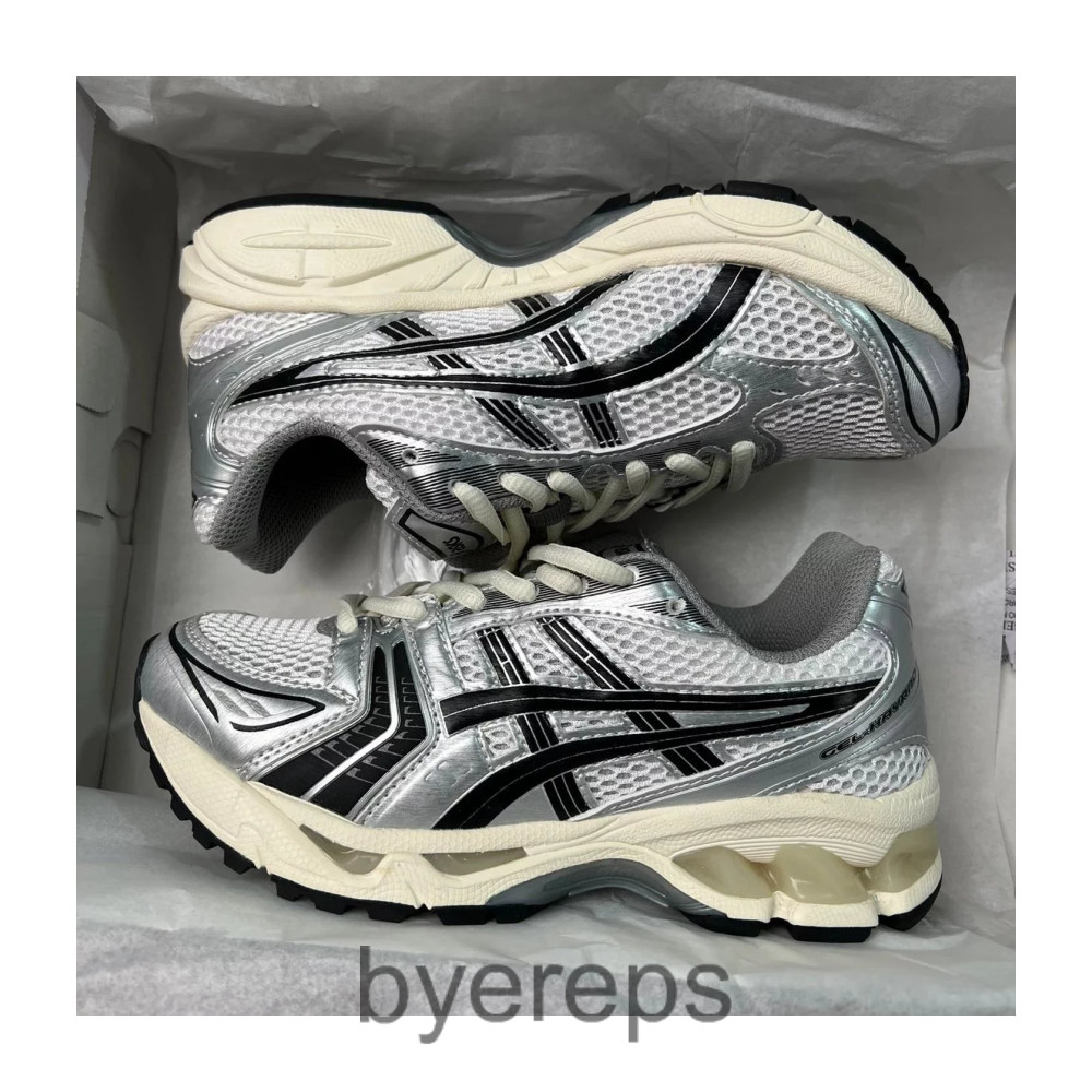 Asics Gel Nimbus (Budget Balenci Runners) — photo 2 of 4