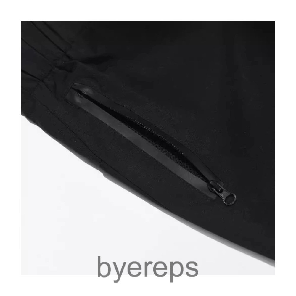 Baggy trackpants