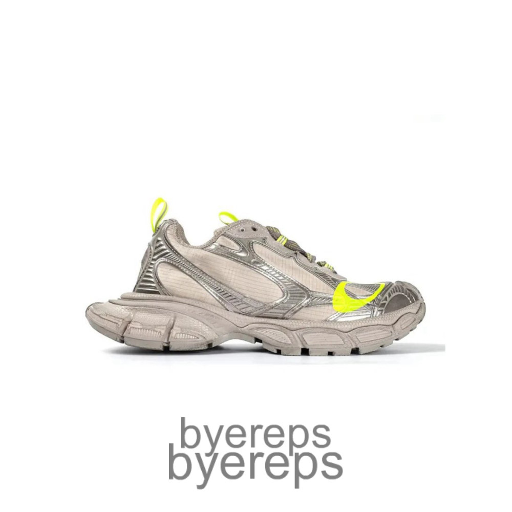 Balenciaga 3xl Beige Low Top Sneakers