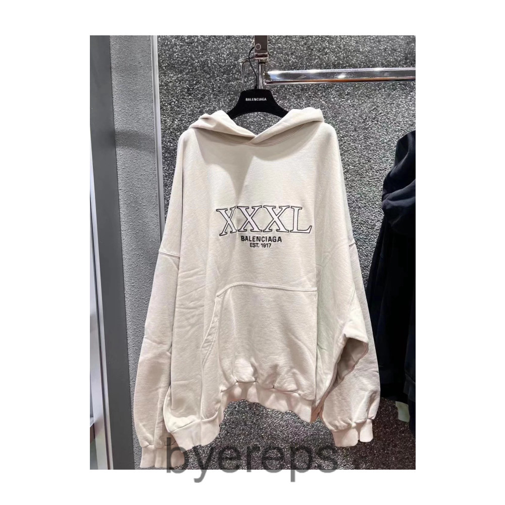 Balenciaga 3xl Hoodie — photo 3 of 4