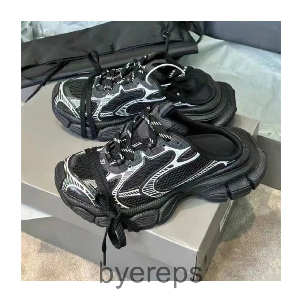 Balenciaga 3XL Mules — photo 2 of 4