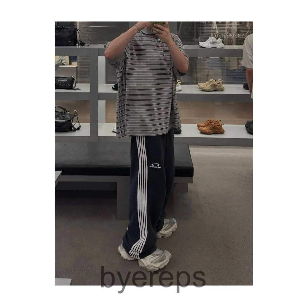Balenciaga 5-stripe Sweatpants — photo 3 of 4