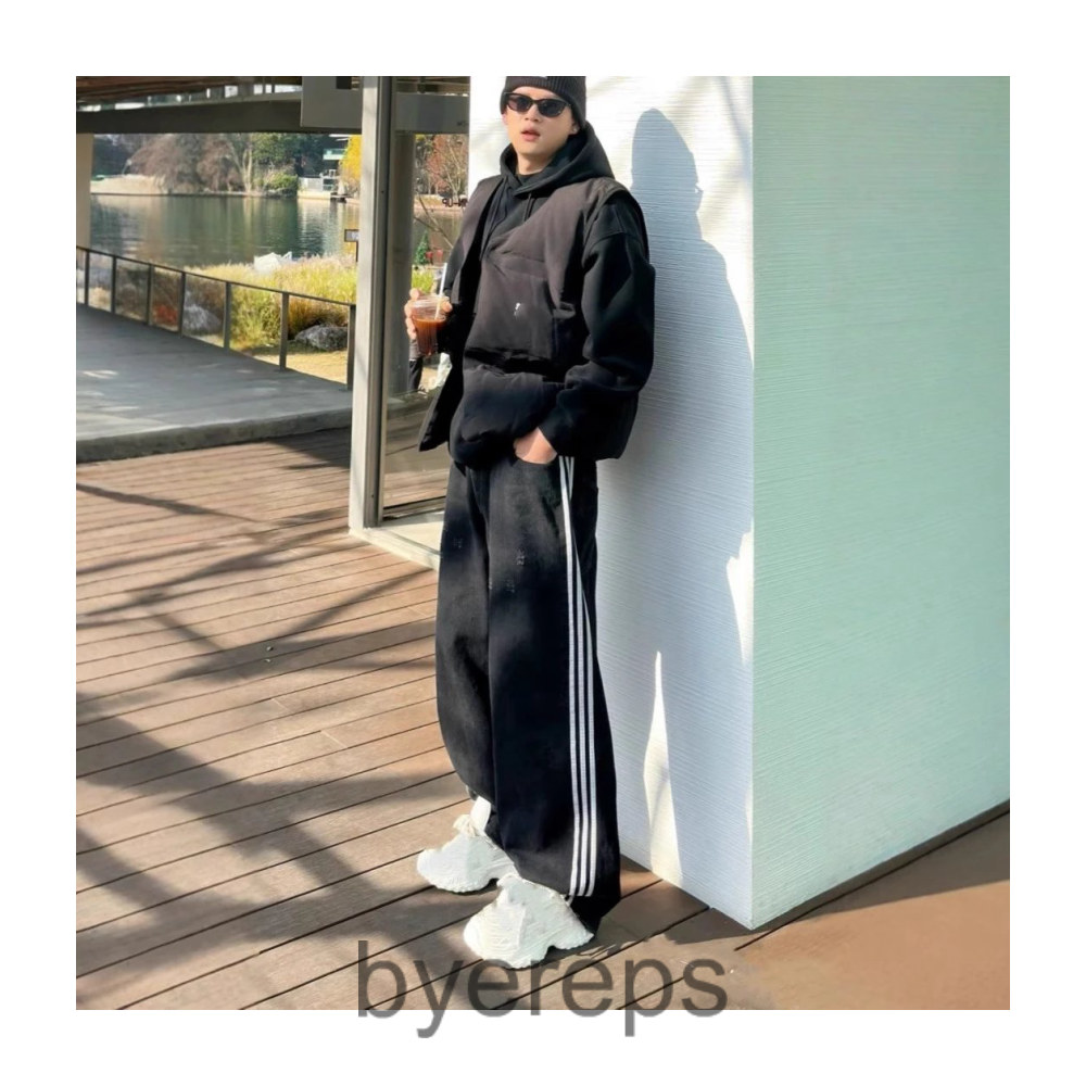 Balenciaga Adidas Baggy Pants Blue — photo 2 of 4