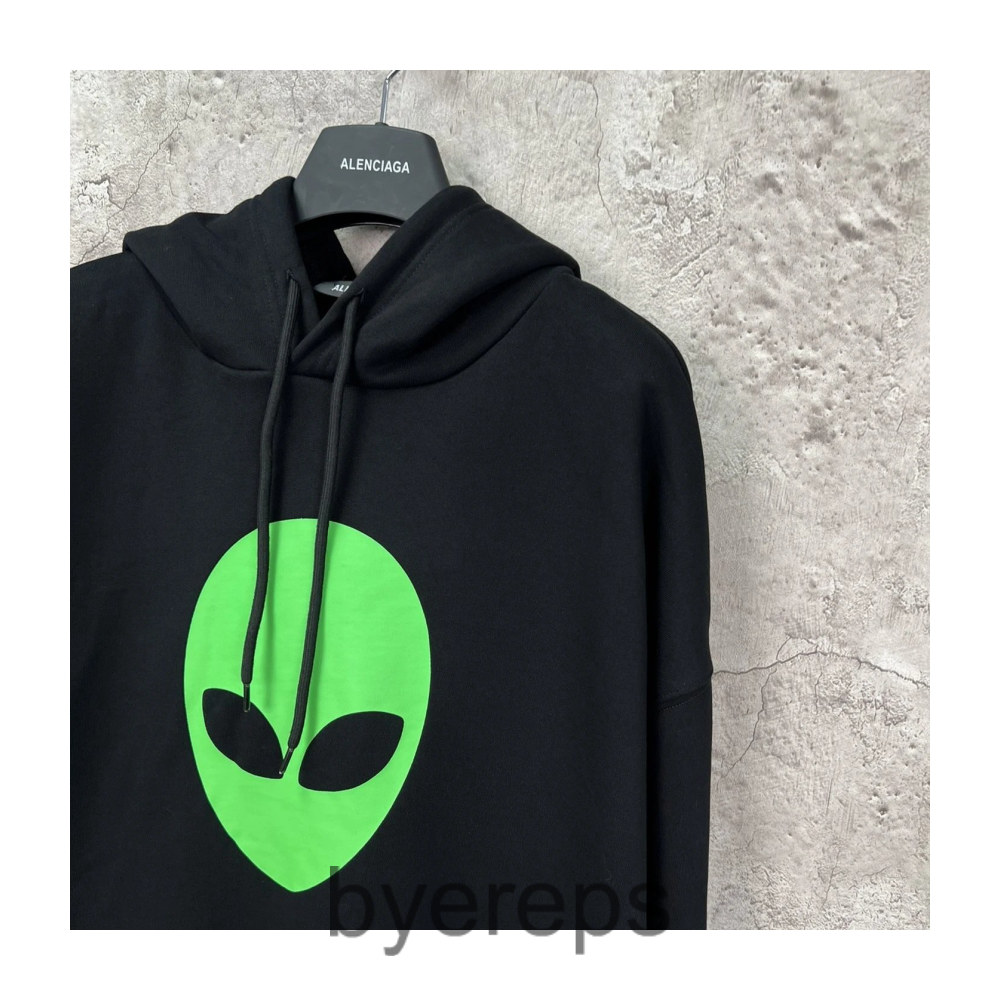 Balenciaga Alien Hoodie — photo 3 of 4