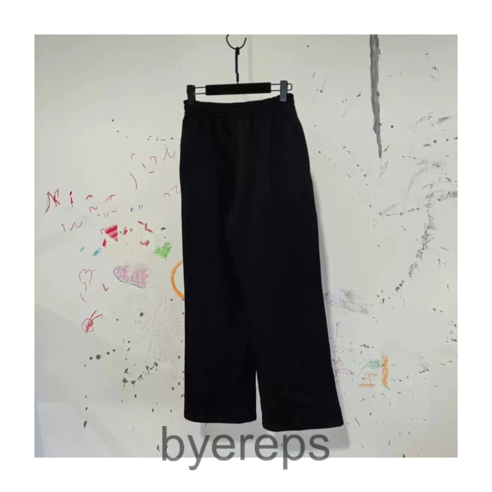 Balenciaga bootcut jeans — photo 2 of 4