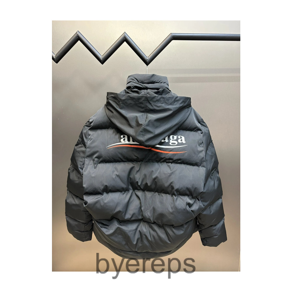Balenciaga Campaign Puffer — photo 4 of 4