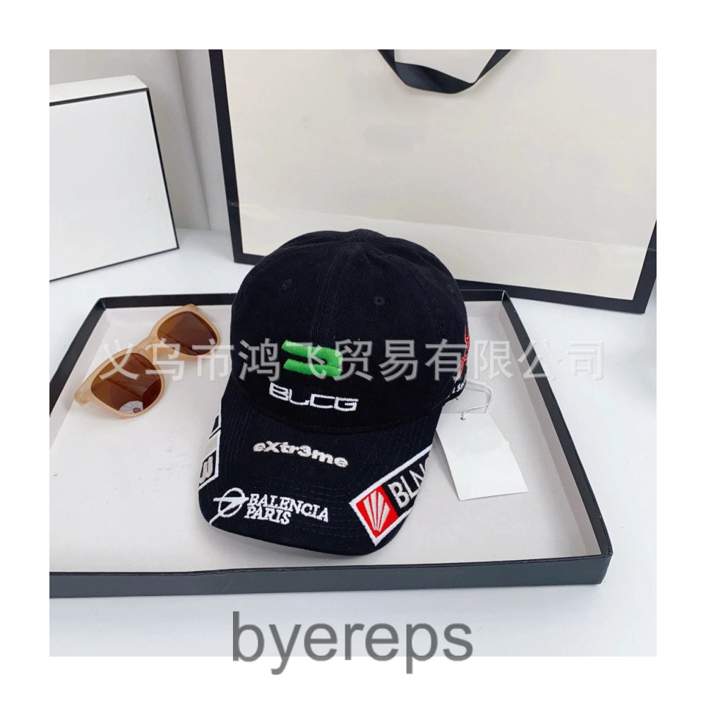 Balenciaga Cap — photo 3 of 4