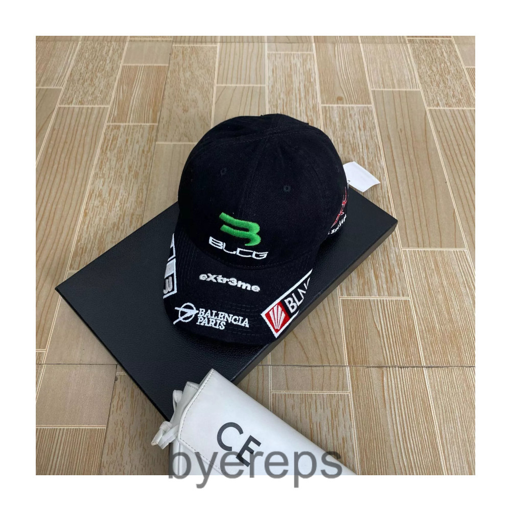 Balenciaga Caps — photo 4 of 4