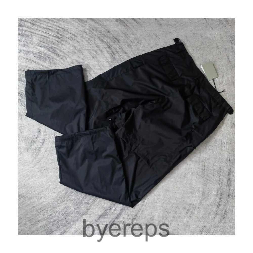 Balenciaga Cargo pants — photo 2 of 4