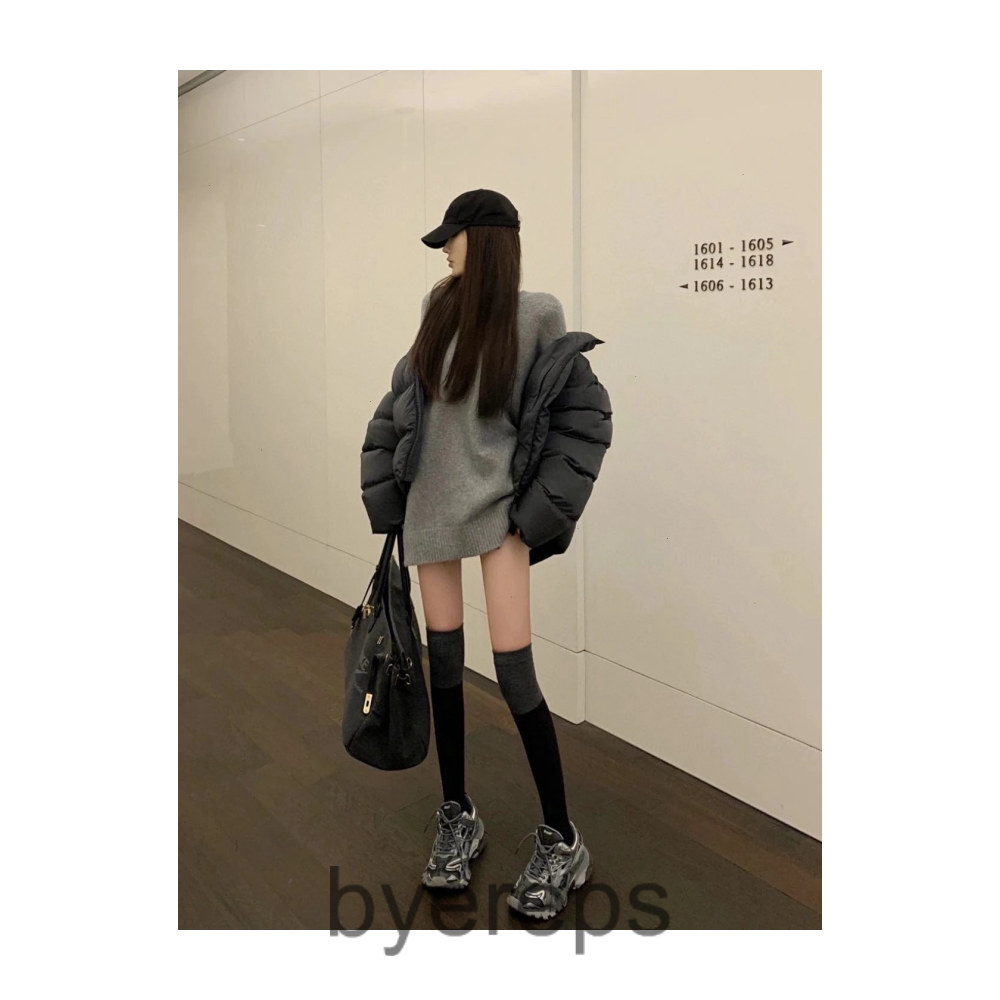Balenciaga Cropped Puffer — photo 2 of 4